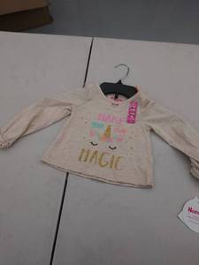 lot 29369 image: girls 2 t shirt