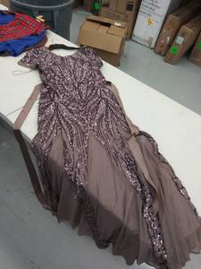 lot 29370 image: womens size 10 dress