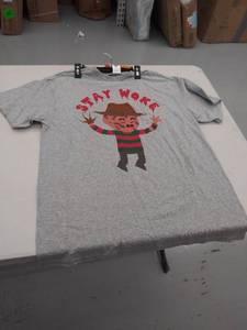 lot 29397 image: large t shirt