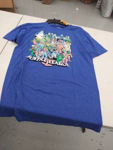 lot 29408 image: large t shirt