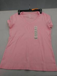 lot 29419 image: womens medium shirt