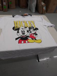 lot 29422 image: 3xlt t shirt-dirty