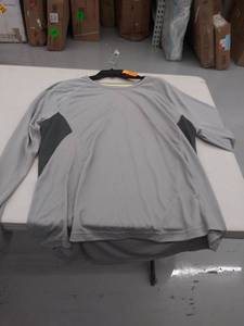lot 29434 image: XXL long sleeve
