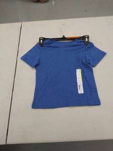 lot 29462 image: boys xxs 45 shirt