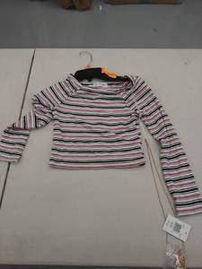 lot 29474 image: girls small 78 shirt