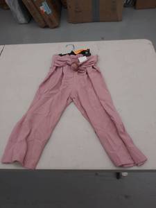 lot 29485 image: girls xs 66x pants