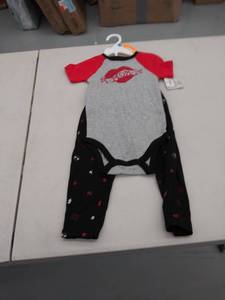 lot 29501 image: 24 mos outfit