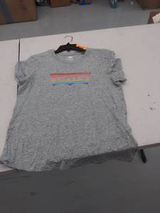 lot 29517 image: womens medium shirt