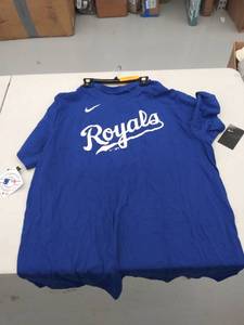 lot 29519 image: xl t shirt