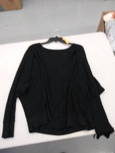 lot 29554 image: womens xxl sweater