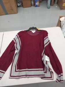lot 29556 image: womens xl sweater