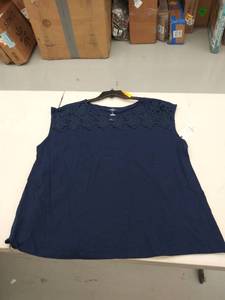 lot 29584 image: womens 0x top