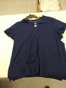 lot 29587 image: womens 1x top-dirty