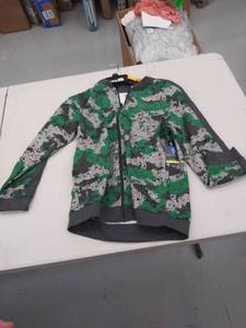 lot 29592 image: boys large 1416 jacket