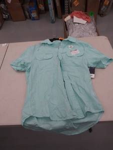 lot 29658 image: mens large short sleeve-dirty