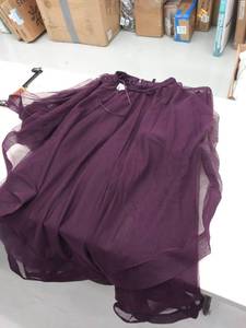 lot 29665 image: juniors size 1 skirt