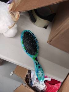 lot 29721 image: little mermaid wet brush