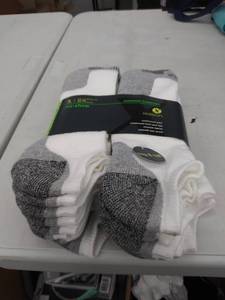 lot 29789 image: 8 pair mens 12-16 no show socks