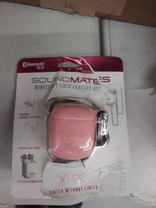lot 29818 image: soundmates wireless stereo earbuds set