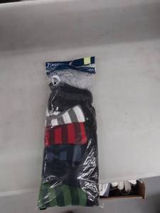 lot 29822 image: 7 pair boys boxer briefs 18-20