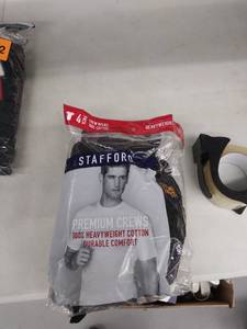 lot 29823 image: mens medium crew necks, 3 pack dirty