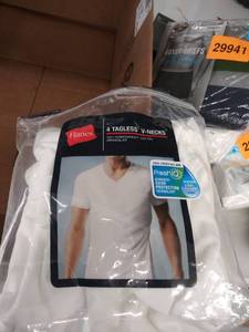 lot 29944 image: 2 mens medium v neck shirts