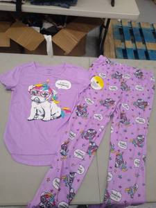 lot 30012 image: Girls Pajama Set