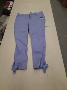 lot 30014 image: Womens Pants