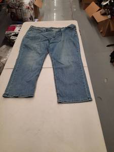 lot 30041 image: Mens Pants