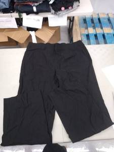 lot 30051 image: Womans Pants