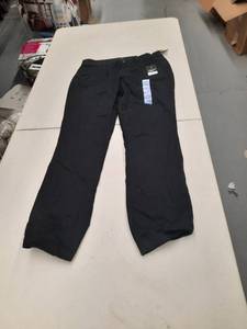 lot 30054 image: Womens Pants