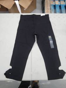 lot 30065 image: Womens Yoga Pants