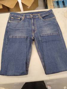 lot 30095 image: Mens Jeans