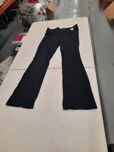 lot 30104 image: Womens Pants