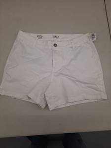 lot 30108 image: Womens Shorts.