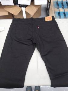 lot 30129 image: Mens Jeans