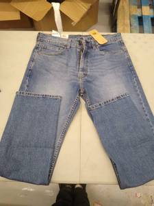 lot 30190 image: Mens Jeans