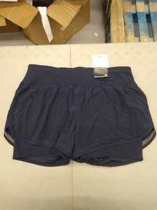 lot 30191 image: Womans Shorts