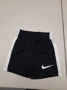 lot 30215 image: Kids Shorts.