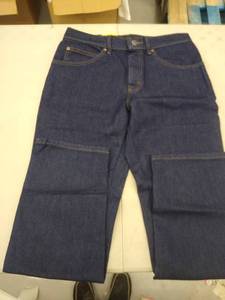 lot 30229 image: Men Jeans
