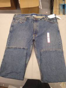 lot 30235 image: Mens Jeans