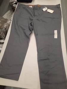 lot 30244 image: Mens Pants.