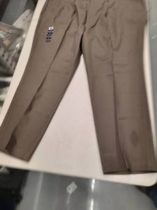 lot 30248 image: Mens Pants.