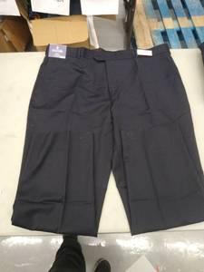 lot 30268 image: Mens Pants