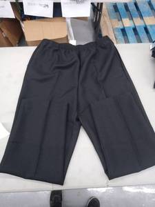 lot 30277 image: Womans Pants