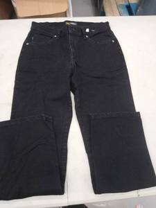 lot 30281 image: Womans Jeans