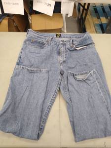 lot 30285 image: Mens Jeans