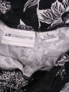 lot 30308 image: Womans Skirt