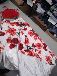 lot 30396 image: Womans Crop Top and Skirt Set