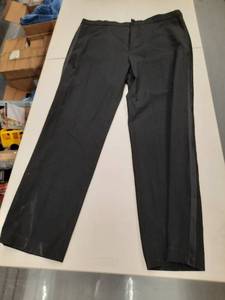lot 30402 image: Mens Dress Pants